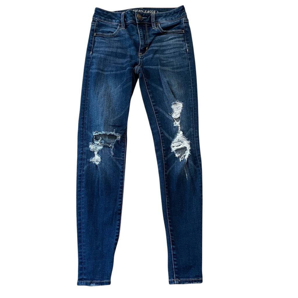 American Eagle Distressed Hi-Rise Jeggings. Size 0 Short